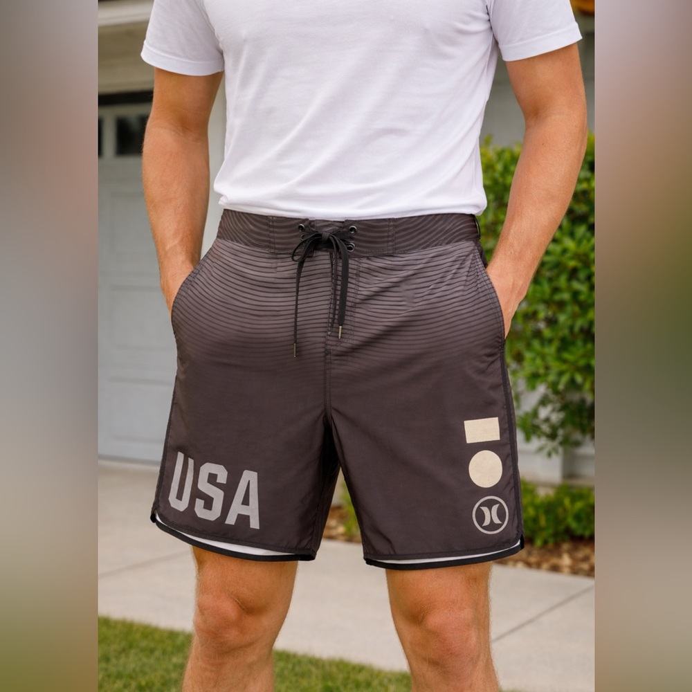 Hurley Men’s USA Board Shorts Surf Swim Trunks Black Size 38